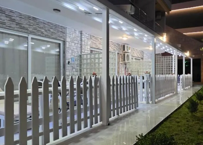 Suncoast Rooms Saranda Near Port & Beach