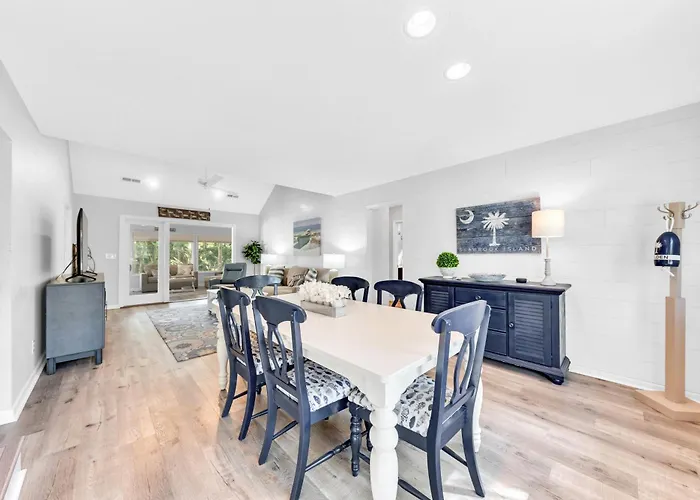 507 Tarpon Pond Cottage