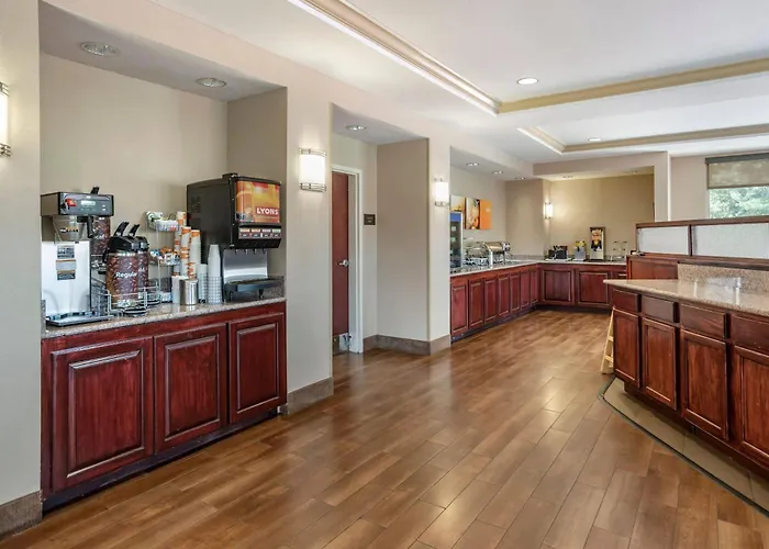 Comfort Suites Biloxi/Ocean Springs
