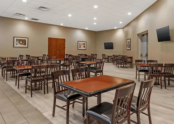 Best Western Plus Madison-Huntsville Hotel