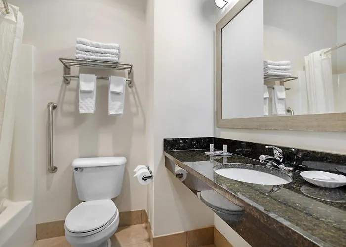 Best Western Plover-Stevens Point Hotel & Conference Center