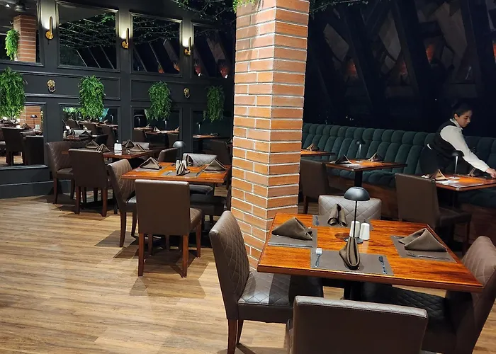 Hotel Reina Isabel