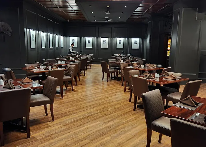 Hotel Reina Isabel
