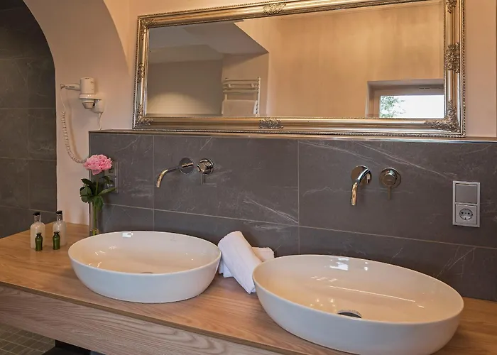 Villa Ludwig Suite Hotel (Adults Only)