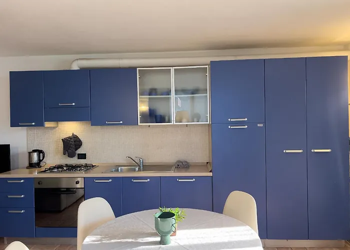 Panoramic Lake View Apartments With Pool & Breakfast