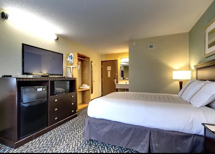Fireside Inn And Suites