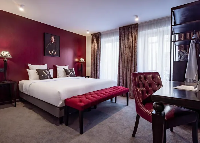 Hotel Arok