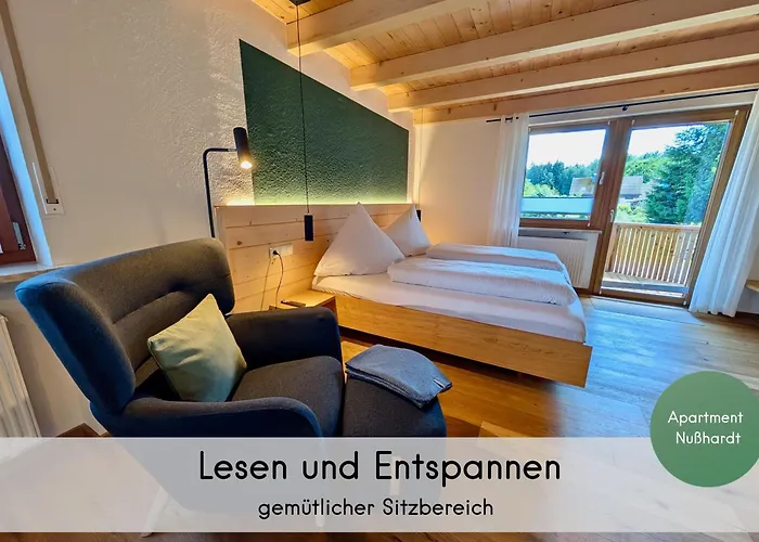 Gästehaus Philipp im Herzen des Fichtelgebirges - 5 Ferienwohnungen, großes Grundstück, Wald und Wiese, Wohnung mit privater Sauna, kostenfreie Parkplätze, WLAN