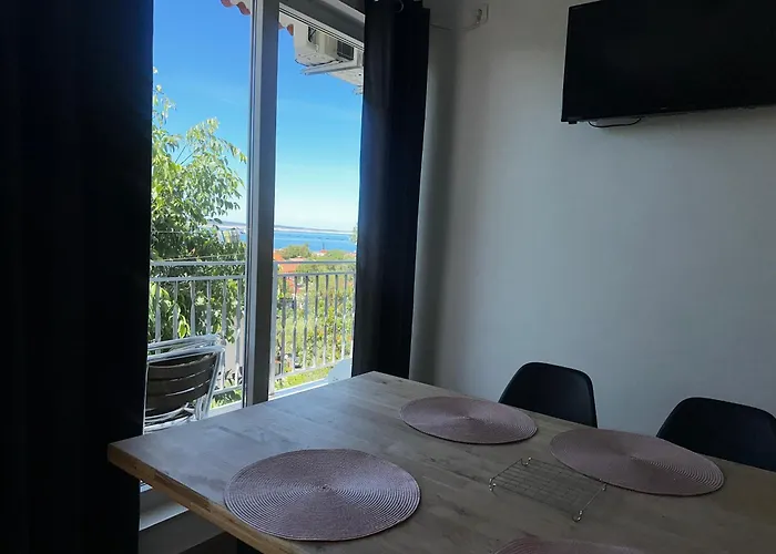 Apartmani Starigrad Paklenica - Danijel