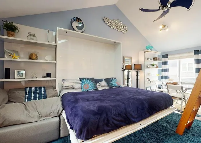 Provincetown Waterfront Studio