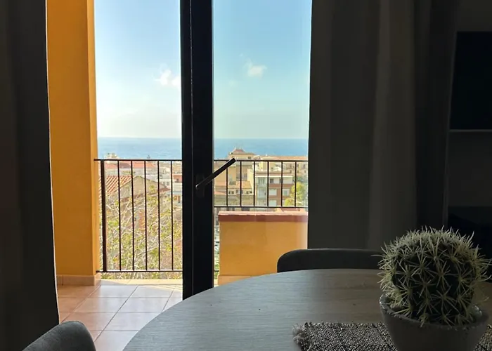 Pino - Donna Rosa Apartment