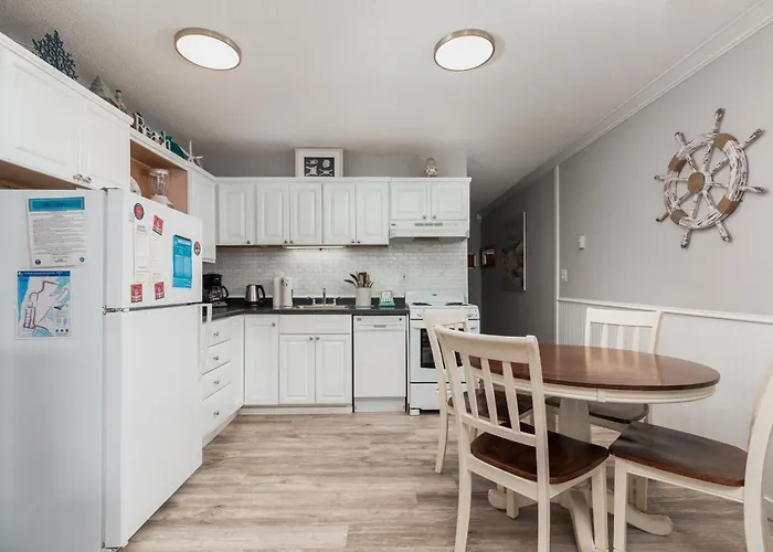 Beach Captain - Meredith Lodging