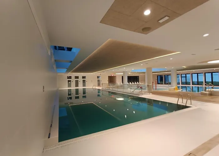 Mazowiecka Apartments Close To The Beach Access To Swimming Pool, Sauna & Jacuzzi, Parking By Noclegi Renters