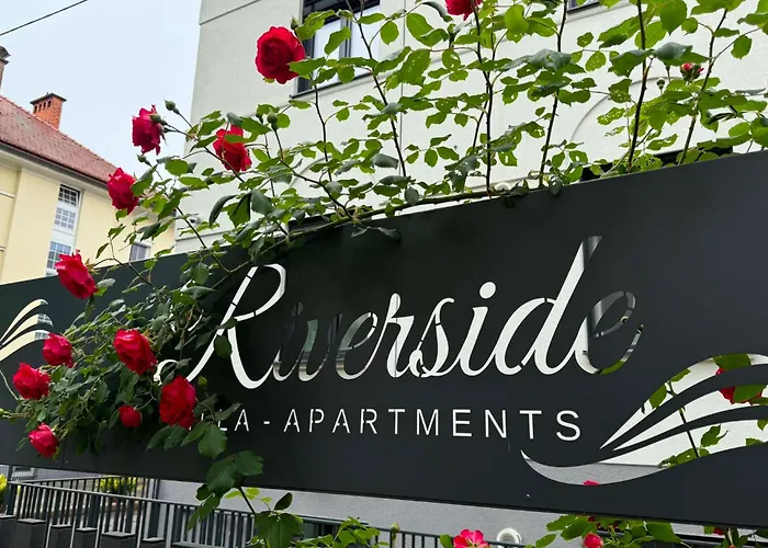 Villa Riverside