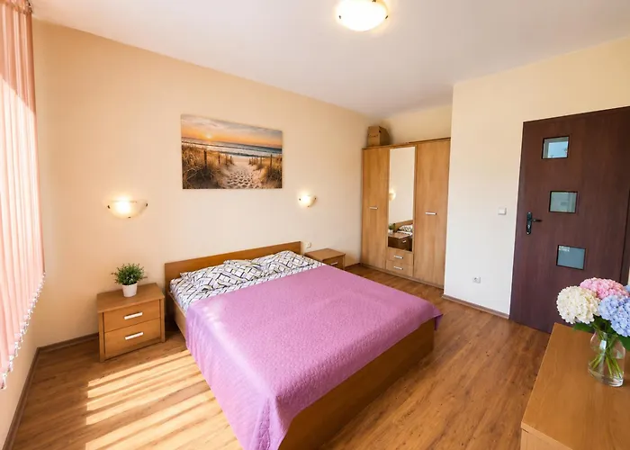 Beach Apartment Rosa Rogosa