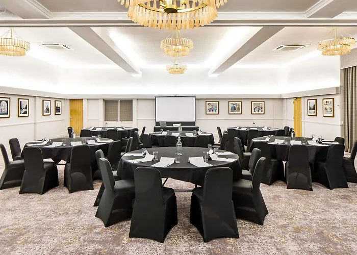 Mercure Oxford Hawkwell House Hotel