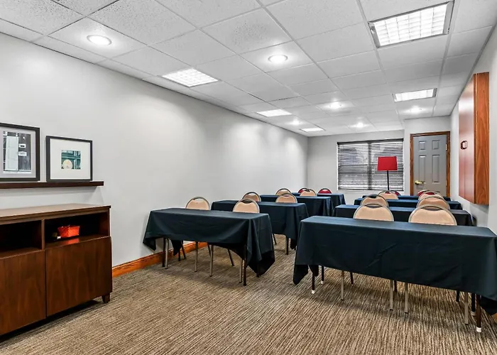 Country Inn & Suites By Radisson, Chambersburg, Pa