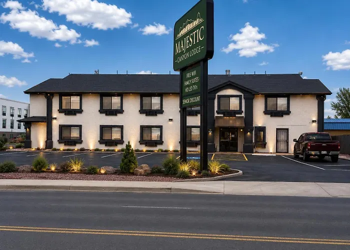Majestic Canyon Lodge, A Dazzler Select By Wyndham