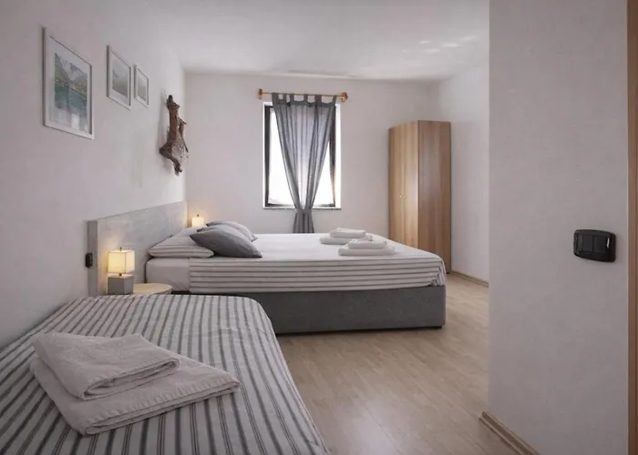 Albergo Garni Casa Del Lago