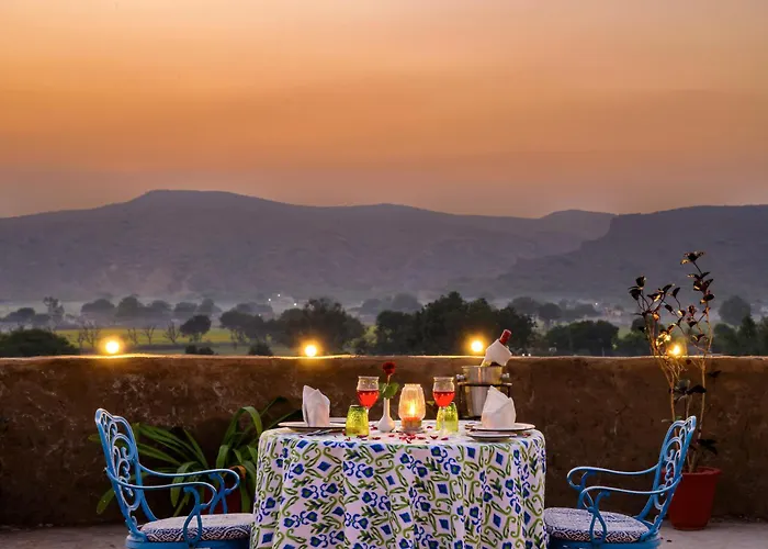 Neemrana'S - Hill Fort - Kesroli