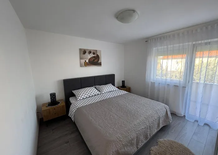 Apartments Elvira
