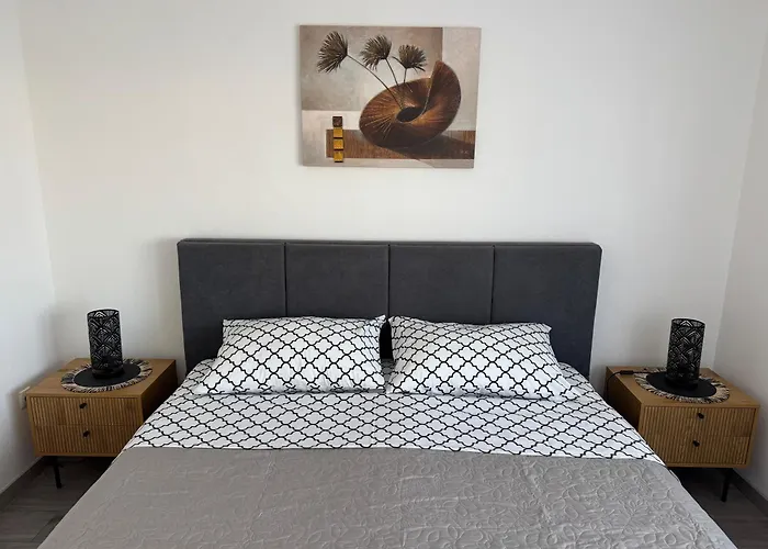 Apartments Elvira