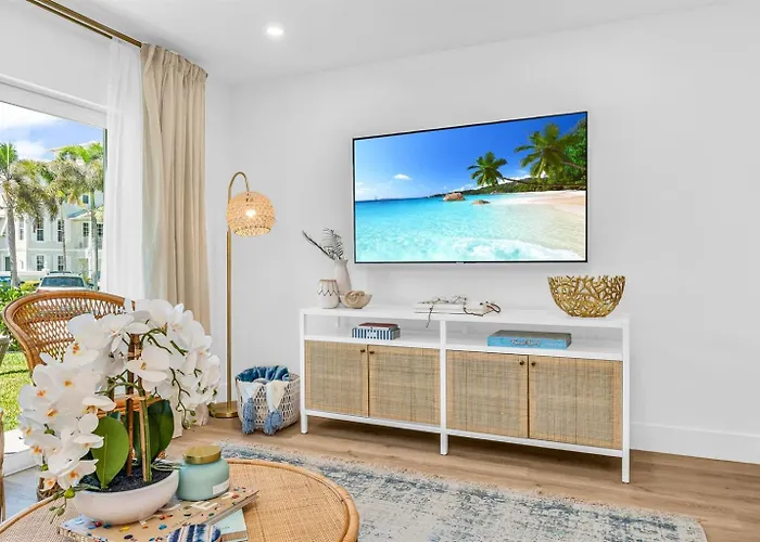 On The Beach Villa In Juno! 2! Top Rated