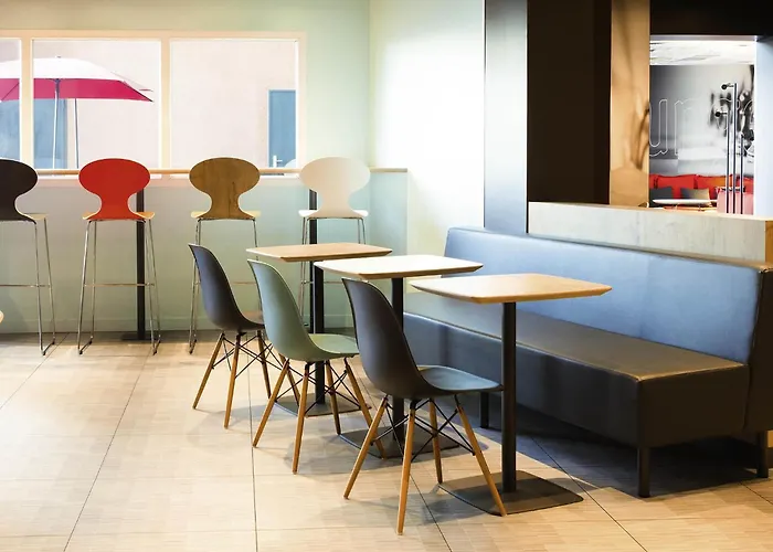 Ibis Orly Chevilly Tram 7