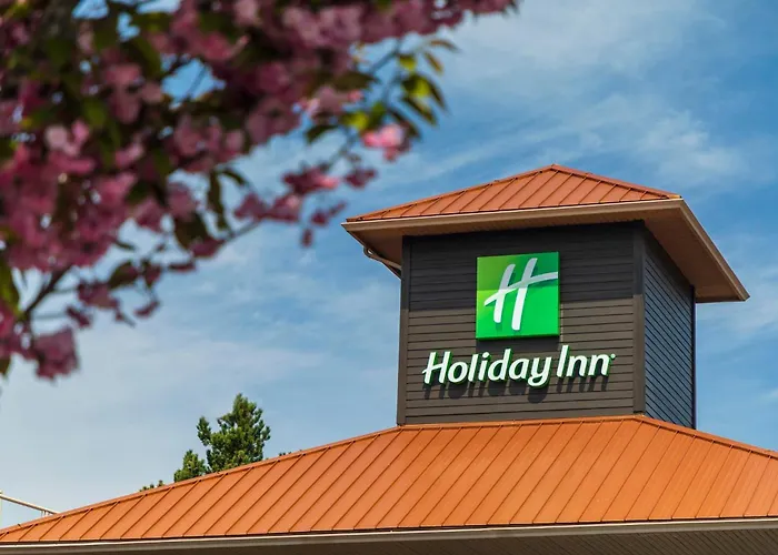 Holiday Inn Victoria - Elk Lake By Ihg