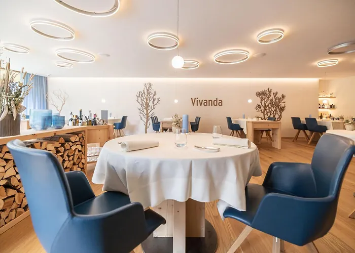 Relais & Chateaux In Lain Hotel Cadonau