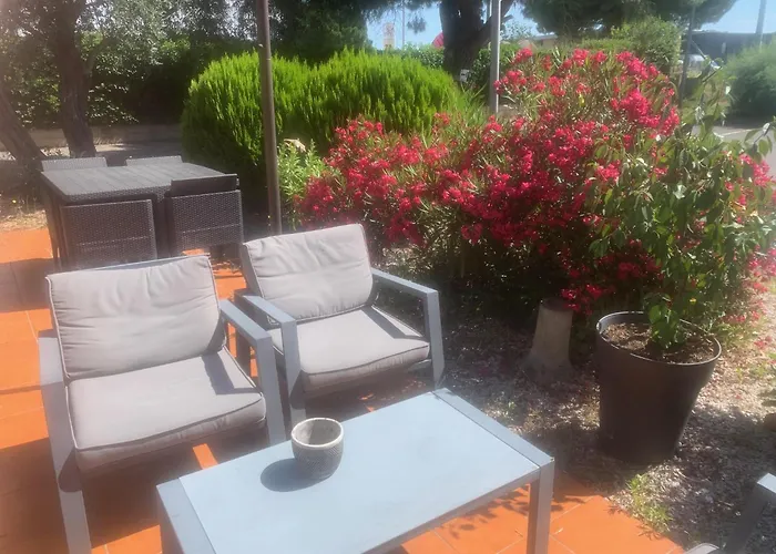 Contact Hotel Le Sud Montpellier Aeroport Parc Expo Arena