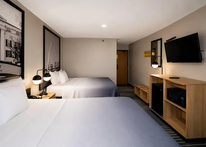 Super 8 By Wyndham Warrenton