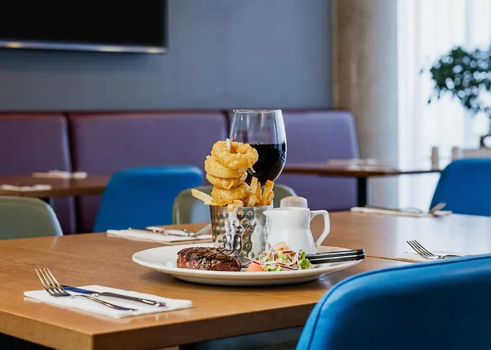 Holiday Inn Express Aberdeen Airport By Ihg