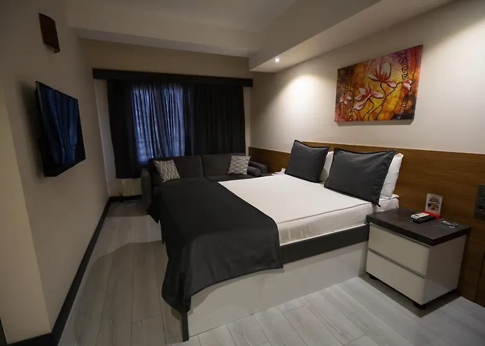 Devin Otel