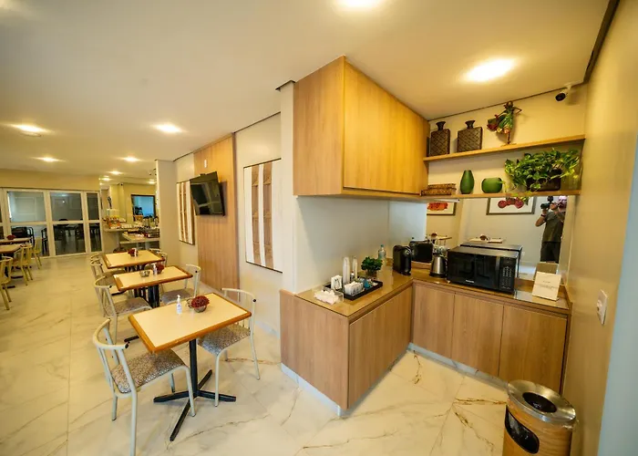 Hotel Riviera Lins