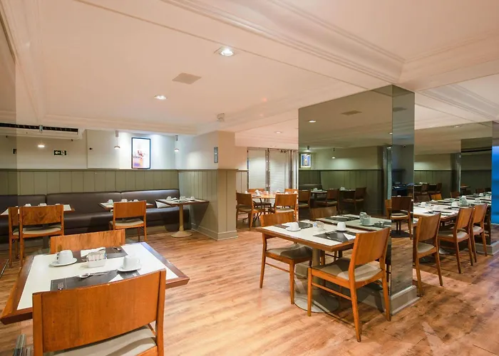 Mercure Curitiba Batel