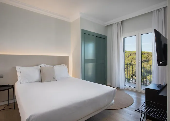 Hotel Montjoi By Brava Hoteles
