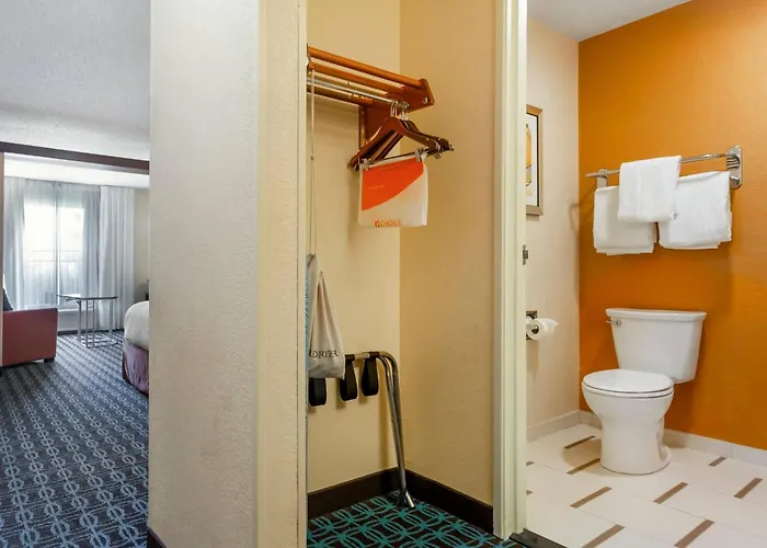 Comfort Inn & Suites Green Bay Stadium Area