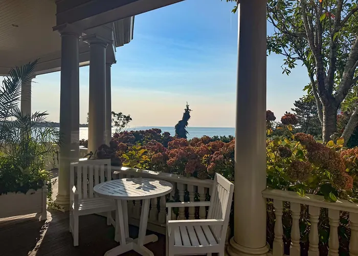 The Chanler At Cliff Walk