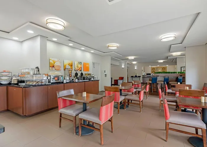 Comfort Inn & Suites Covington - Mandeville