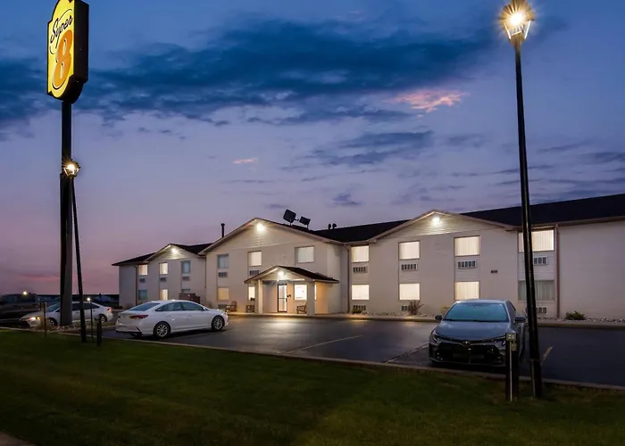 Super 8 By Wyndham Perham