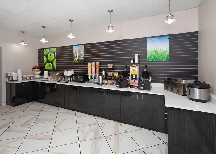 La Quinta By Wyndham Springfield Il