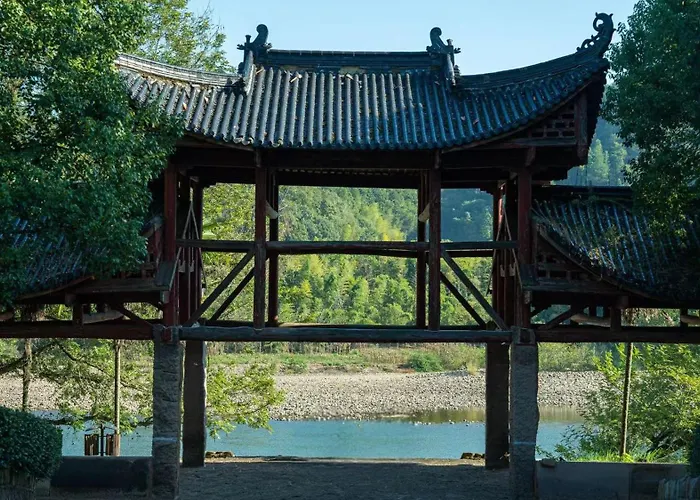 Dahongpao Resort