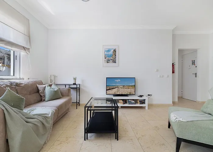 Casa Sunset - Beautiful Apartments In The Centre Of Alvor With Roof Terrace