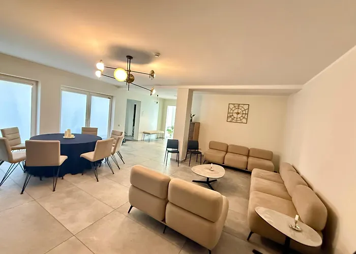 Hotel Sanvilla