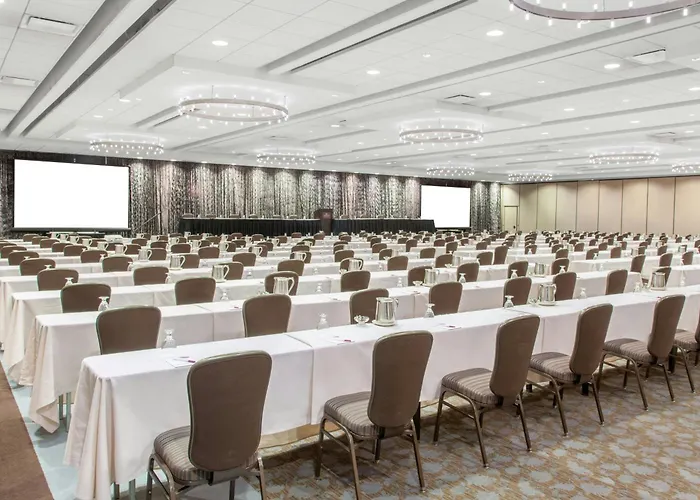 Crowne Plaza Chicago Ohare Hotel & Conf Ctr By Ihg