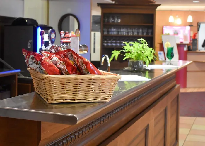 Ibis Albert Pays De Somme