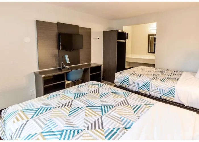 Motel 6-Carlsbad, Ca - East Near Legoland