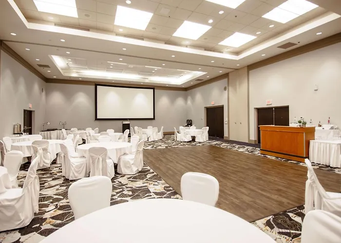 Coast Chilliwack Hotel By Apa