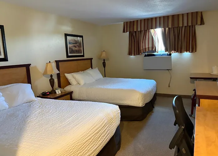Park West Inn